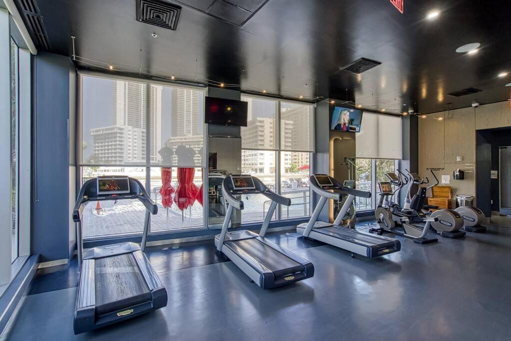High-Floor Oceanview Apartment Plaja Hallandale Exterior foto